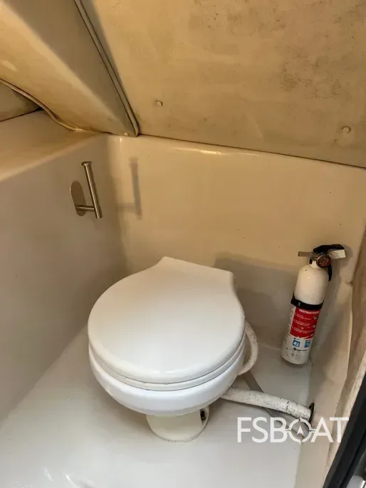 2001 Sea Ray 240 Sundeck - Media 20
