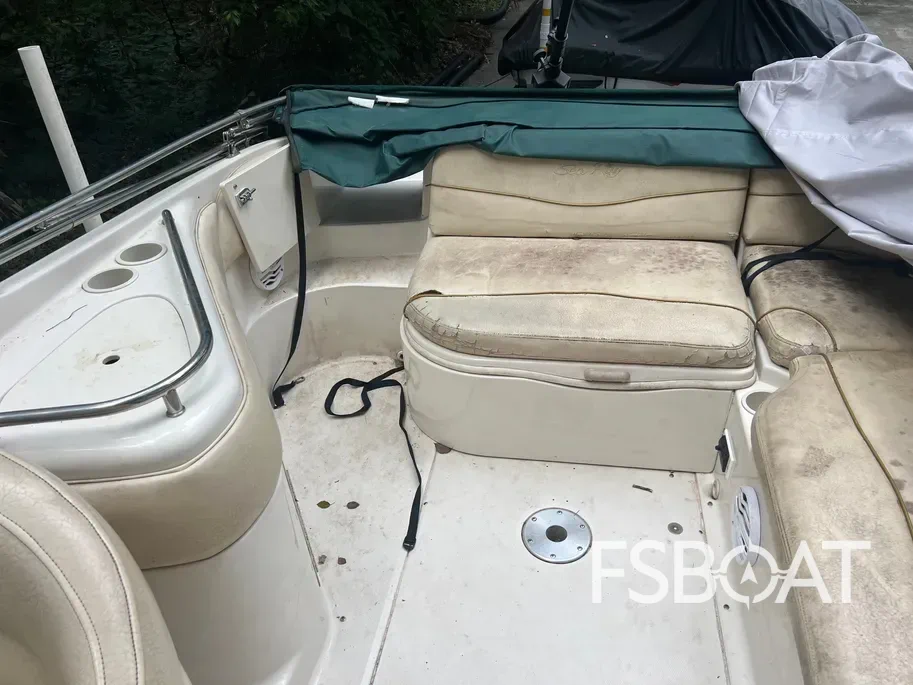 2001 Sea Ray 240 Sundeck - Media 9