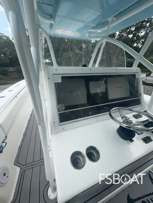 2010 SeaHunter 40 - Media 23
