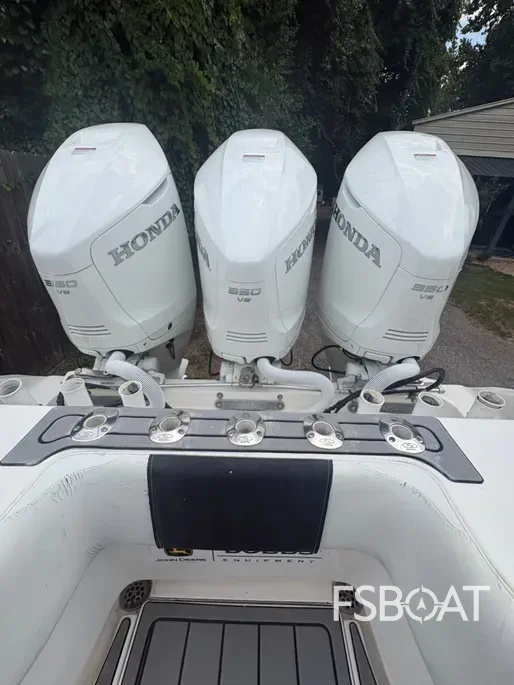 2010 SeaHunter 40 - Media 20