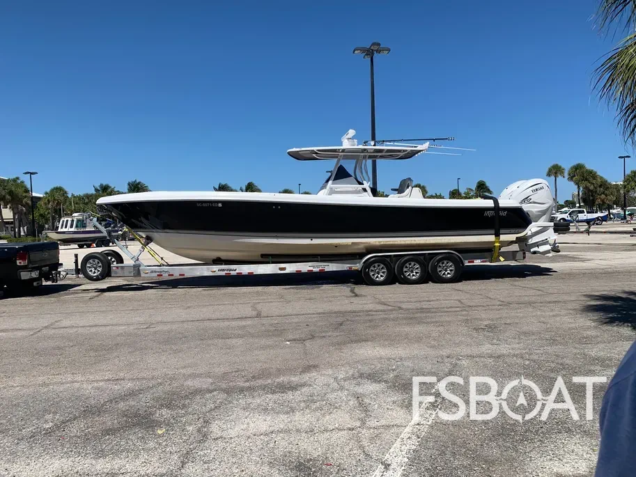 2014 Intrepid 375 Center Console - Media 4