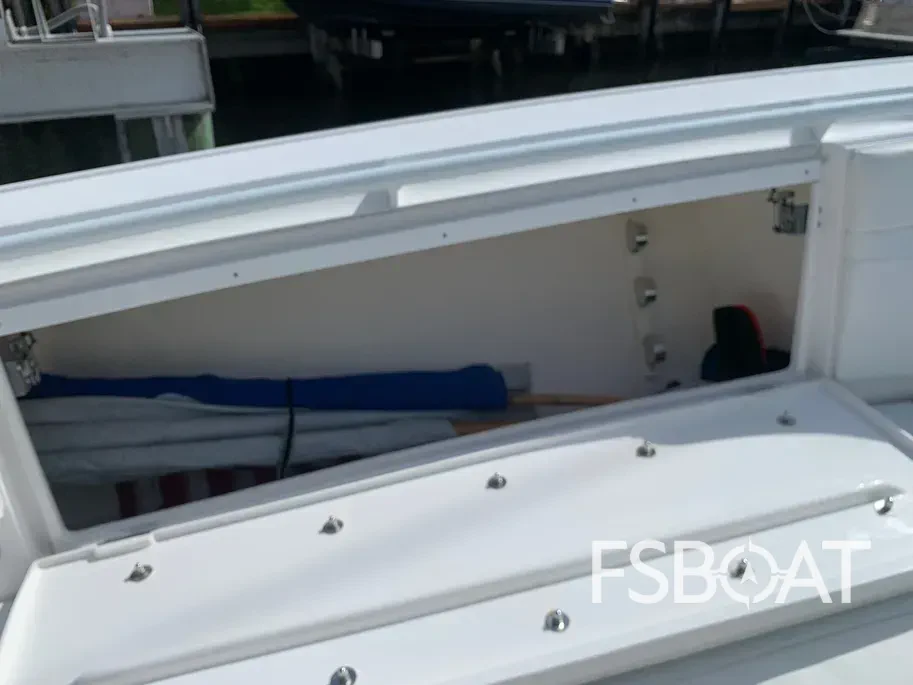 2014 Intrepid 375 Center Console - Media 6