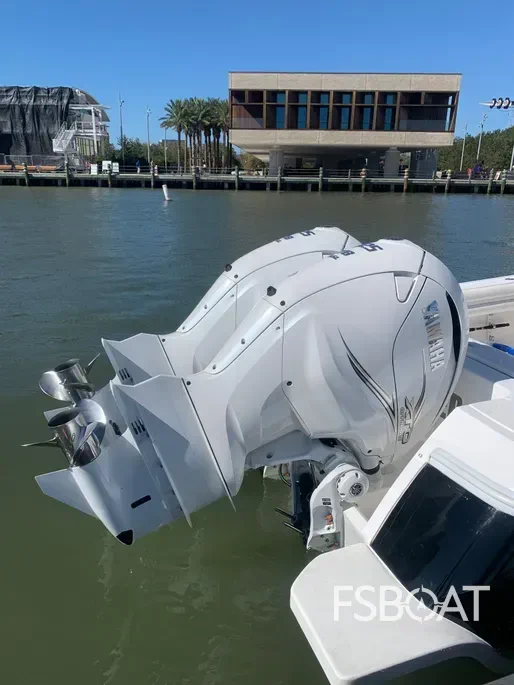 2014 Intrepid 375 Center Console - Media 10