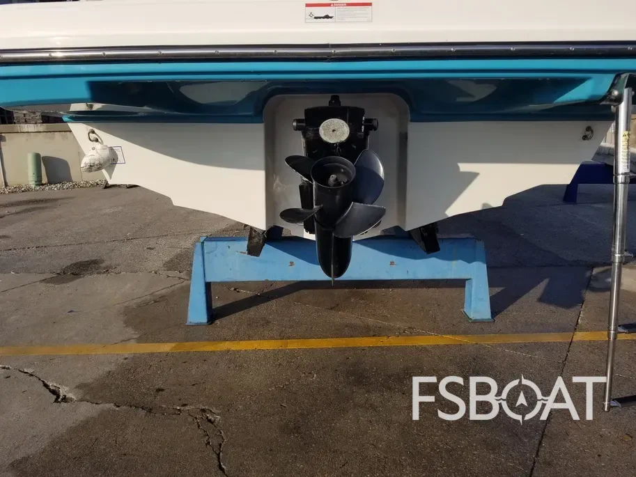 2022 Bayliner VR5 - Media 4
