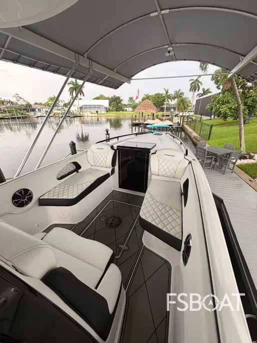 2023 Renegade 32 Ft Renegade - Media 7