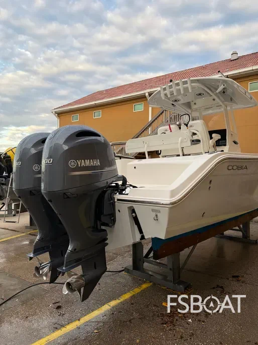 2020 Cobia 262 Center Console - Media 12