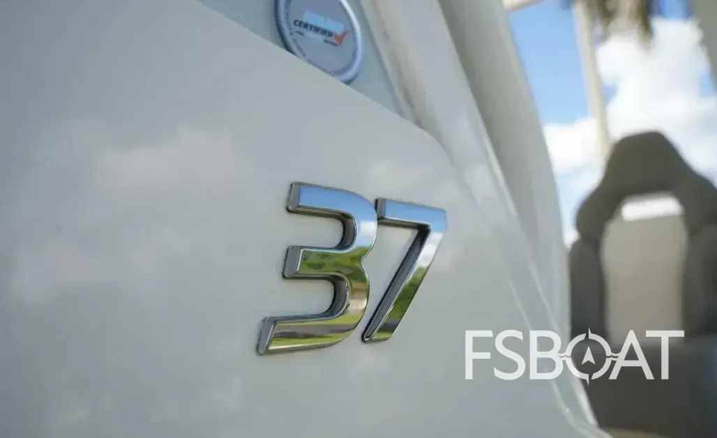 2023 Regulator 37 - Media 16