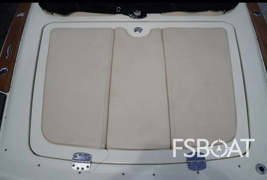 2015 Chris-Craft Launch 22 - Media 7