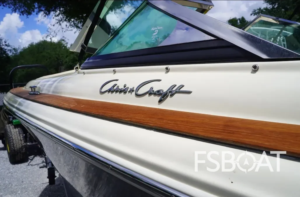 2015 Chris-Craft Launch 22 - Media 15
