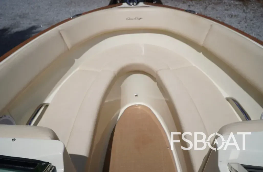2015 Chris-Craft Launch 22 - Media 11