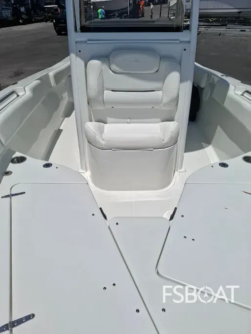 2017 Sea Hunt Ultra 235SE - Media 19