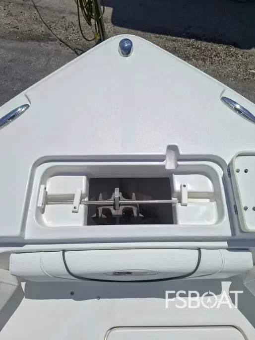 2017 Sea Hunt Ultra 235SE - Media 21