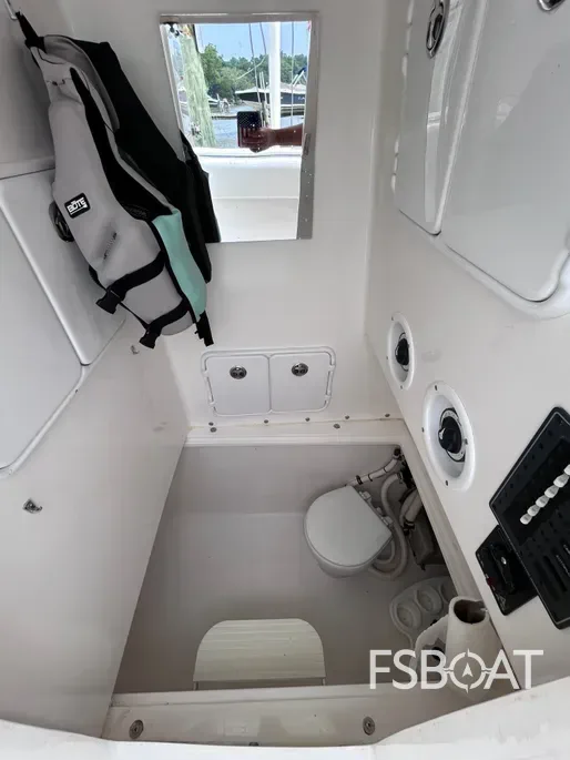 2011 SeaHunter 37T - Media 12