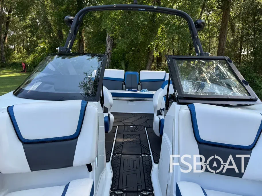 2021 Scarab 215 ID - Media 20