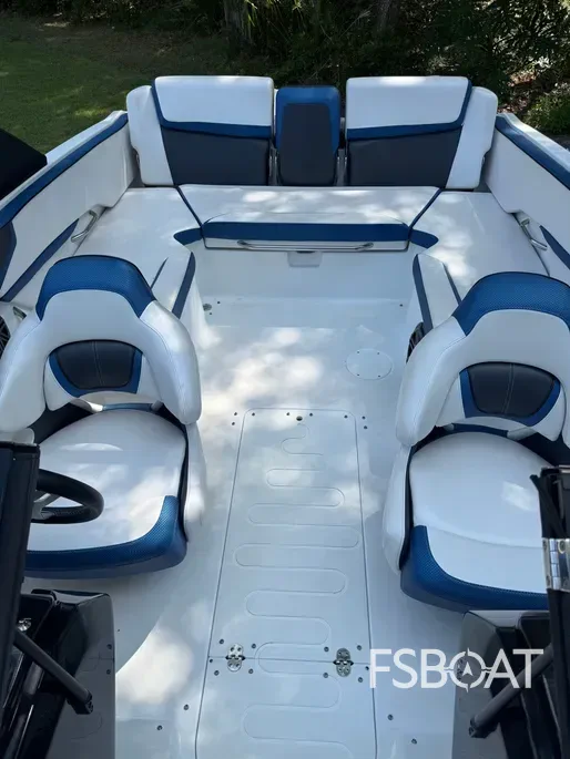 2021 Scarab 215 ID - Media 13