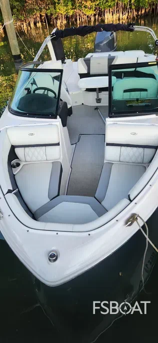 2021 Regal 21 OBX - Media 3