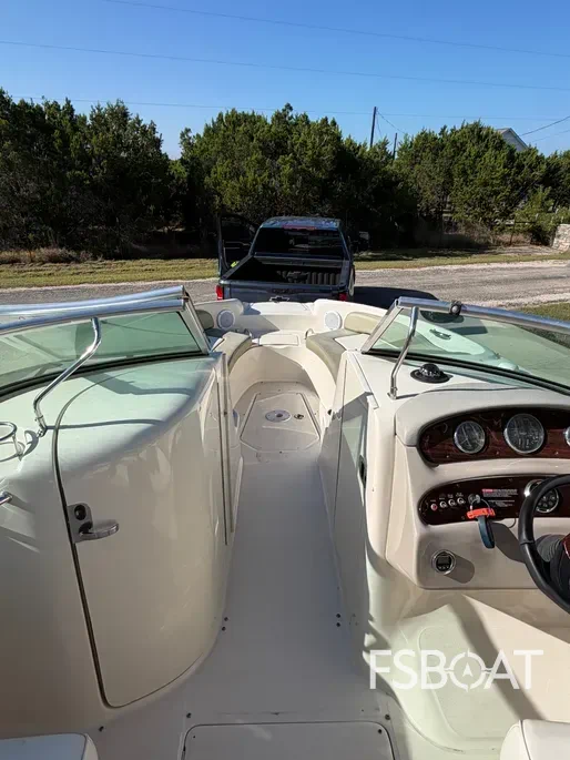 2006 Sea Ray 240 Sundeck - Media 11