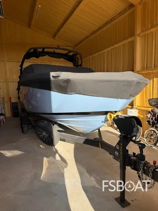 2024 Yamaha Boats 252XE - Media 11