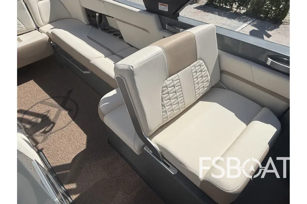 2022 MasterCraft X26 - Media 3