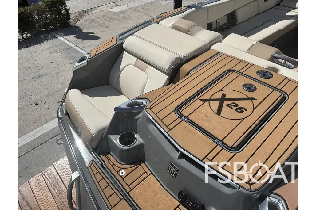 2022 MasterCraft X26 - Media 12