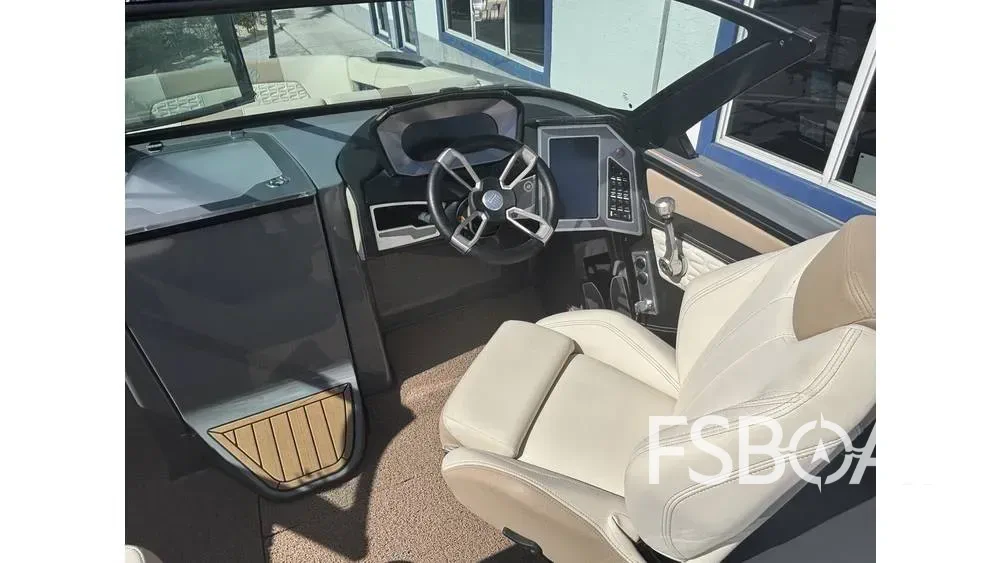 2022 MasterCraft X26 - Media 10