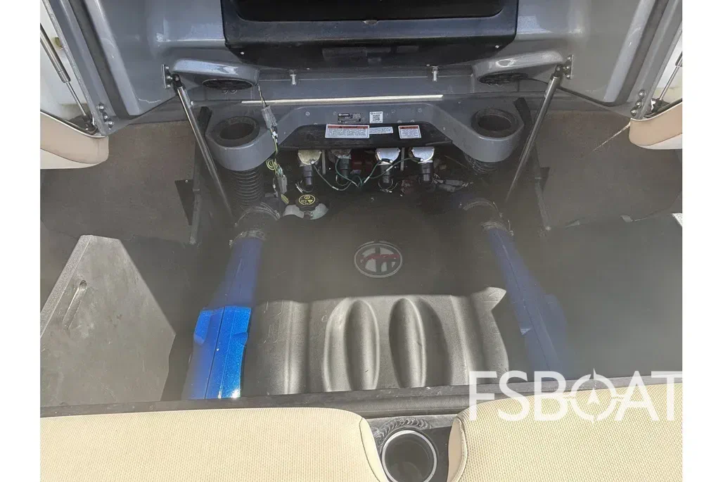 2022 MasterCraft X26 - Media 6