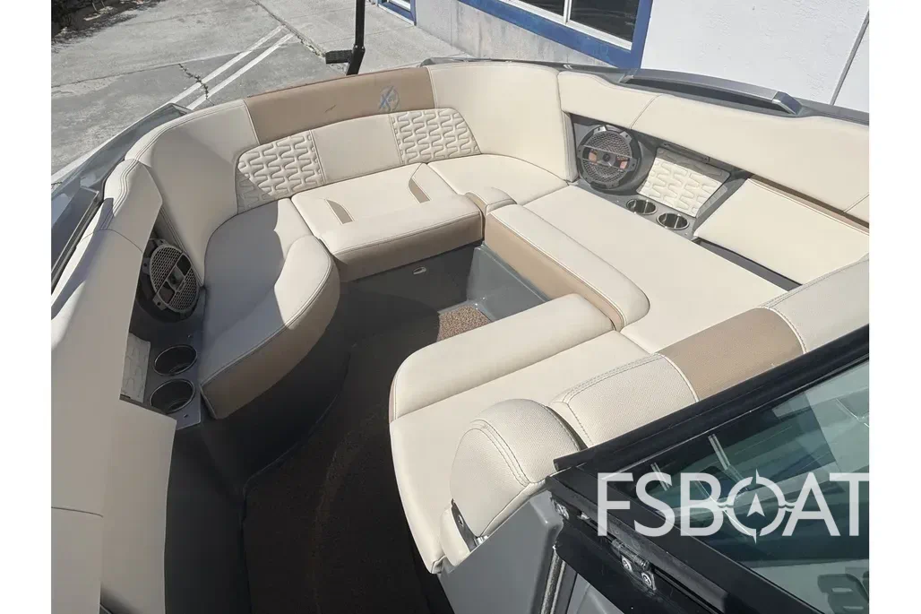 2022 MasterCraft X26 - Media 8