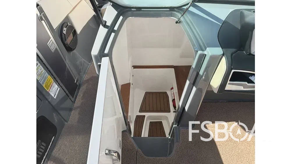 2022 MasterCraft X26 - Media 9