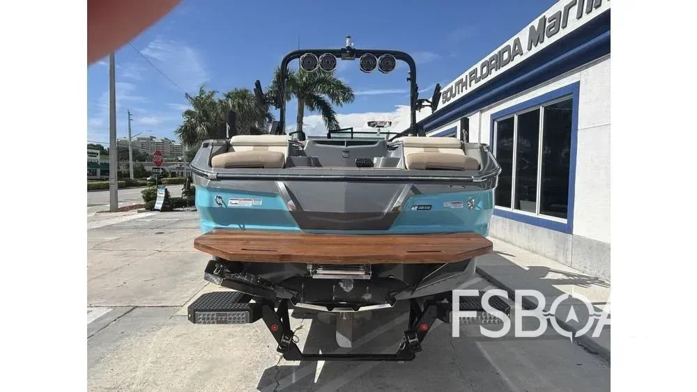 2022 MasterCraft X26 - Media 13