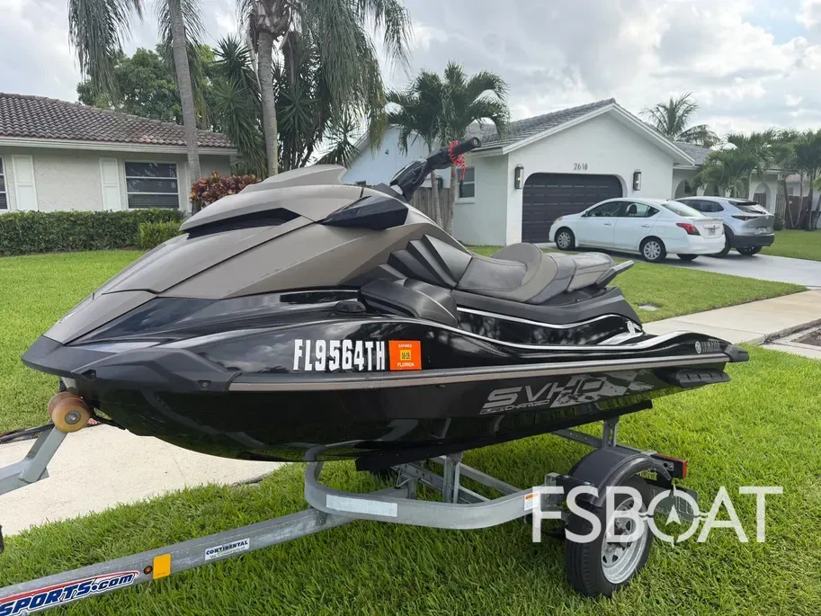 2022 Yamaha WaveRunner GP1800R SVHO - Media 3