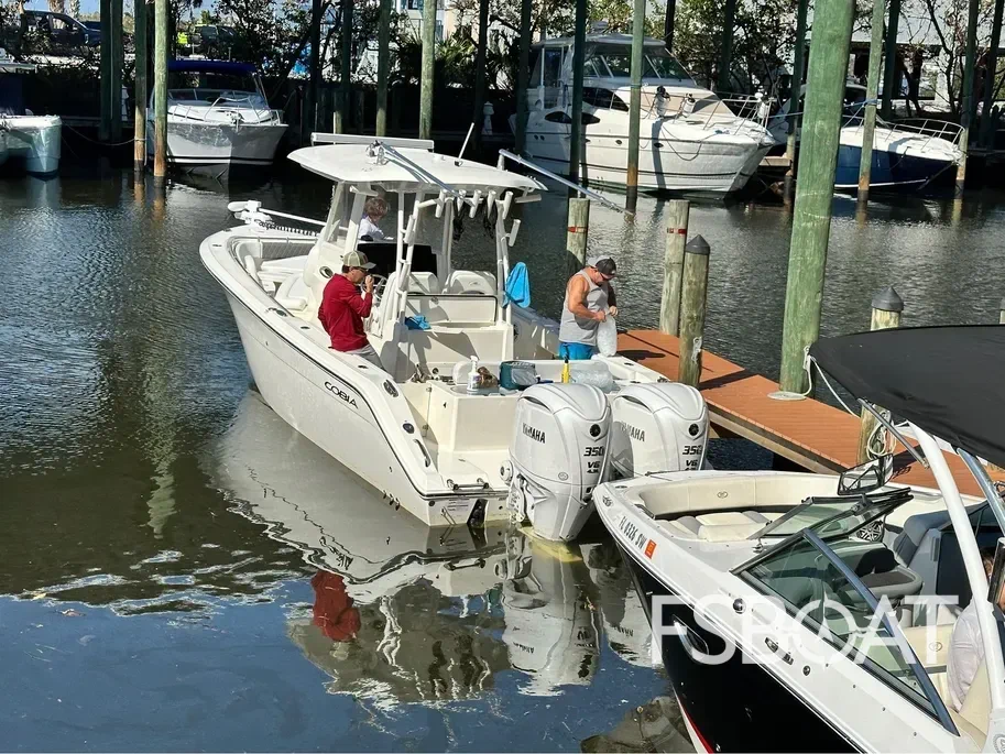 2024 Cobia 301 Center Console - Media 3