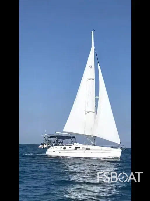 2004 Hunter 41 Aft Cockpit - Media 2