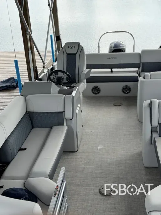 2022 Harris Sunliner 230 - Media 6