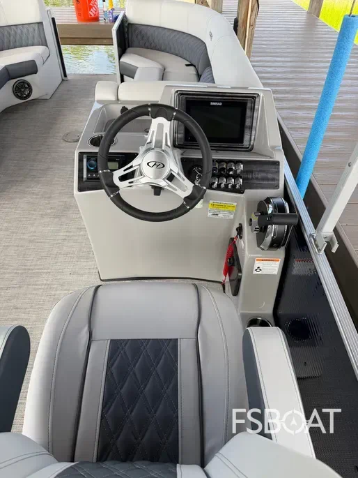 2022 Harris Sunliner 230 - Media 16