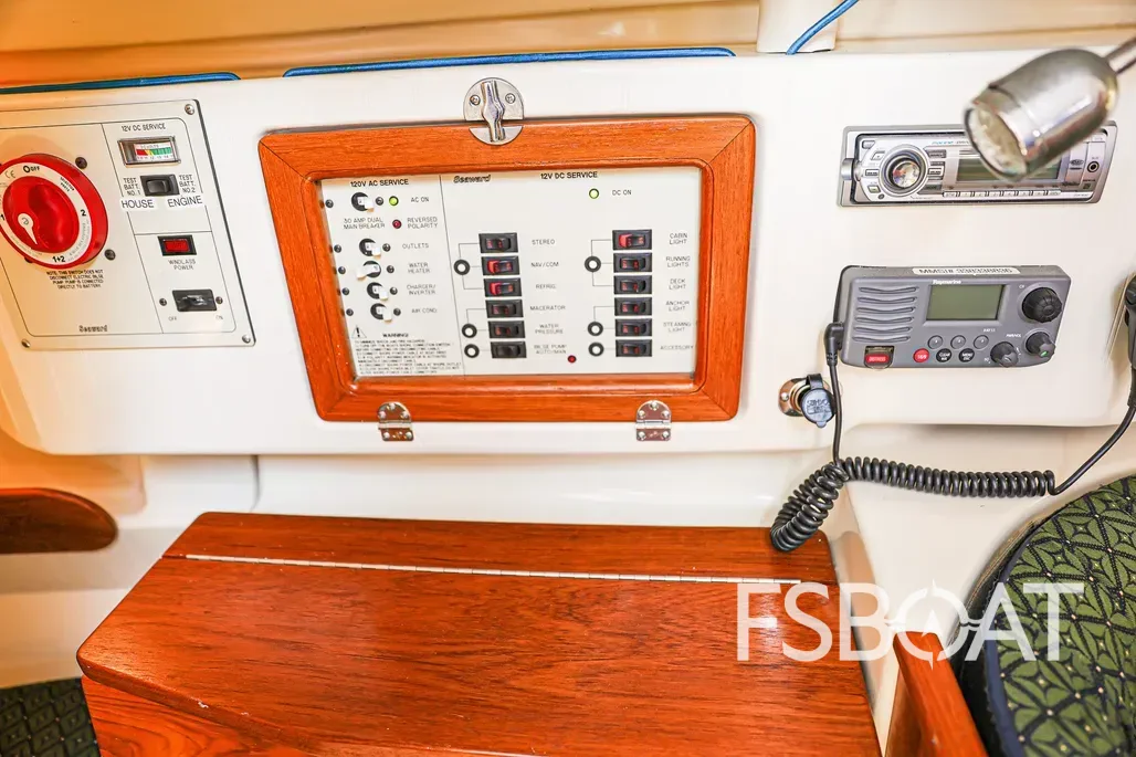 2010 Hake Seaward 32RK - Media 14