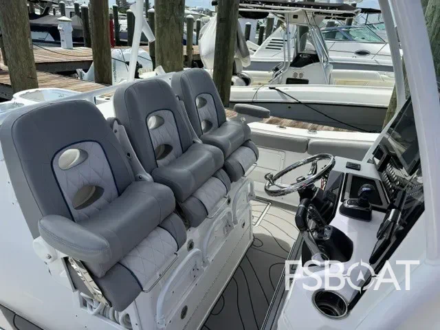 2017 Sea Fox 328 Commander - Media 12