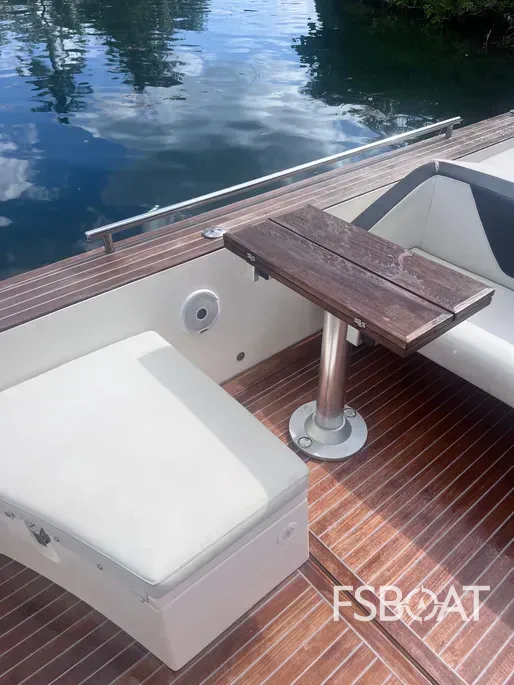 2016 Capelli Tempest 44 - Media 7