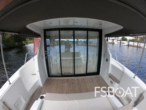 2017 Jeanneau NC 11 - Media 11