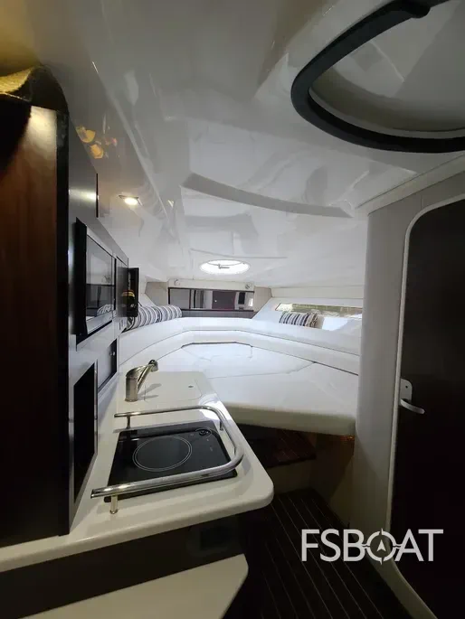 2018 Monterey 295 Sport Yacht - Media 15