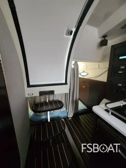 2018 Monterey 295 Sport Yacht - Media 11