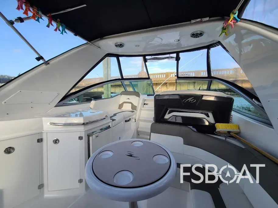 2018 Monterey 295 Sport Yacht - Media 9