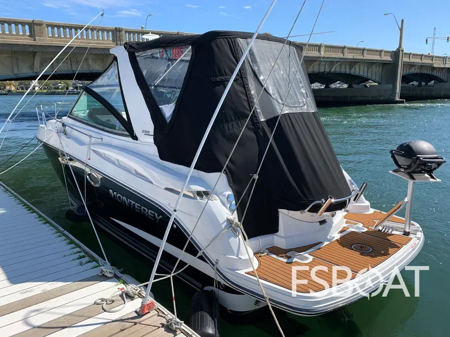 2018 Monterey 295 Sport Yacht - Media 2