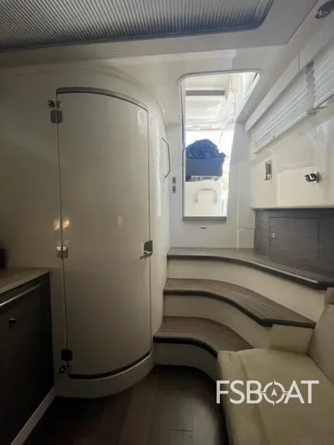 2018 Boston Whaler 420 Outrage - Media 15