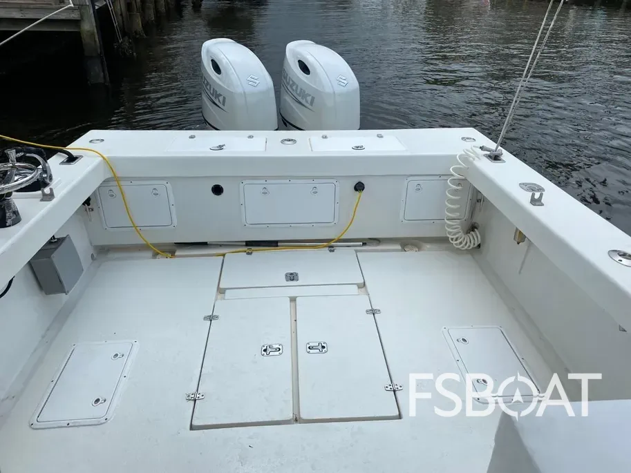 2003 Goldline Pilothouse - Media 9