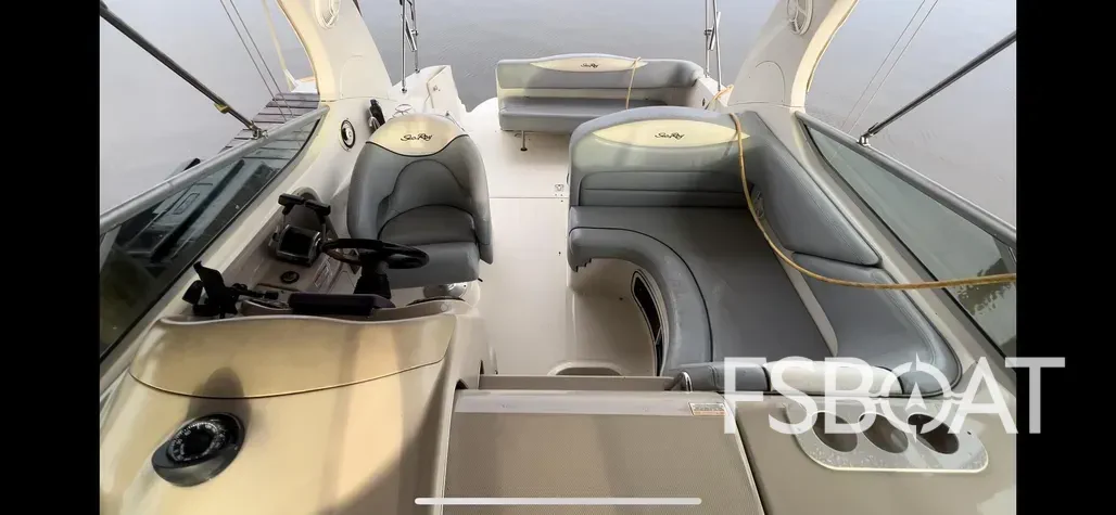 2004 Sea Ray Sundancer 280 - Media 23