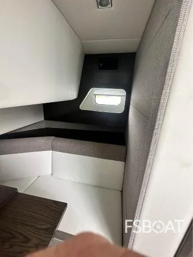 2021 Cruisers Yachts 38 GLS - Media 8