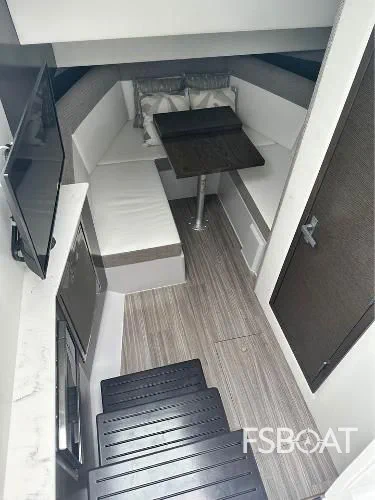 2021 Cruisers Yachts 38 GLS - Media 12