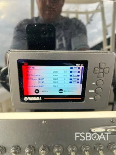 2020 Cobia 301 Center Console - Media 23
