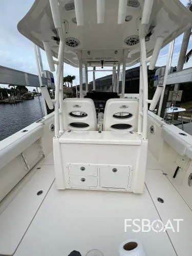 2020 Cobia 301 Center Console - Media 7