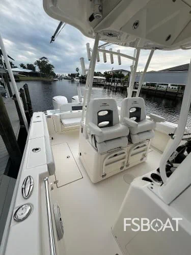 2020 Cobia 301 Center Console - Media 16
